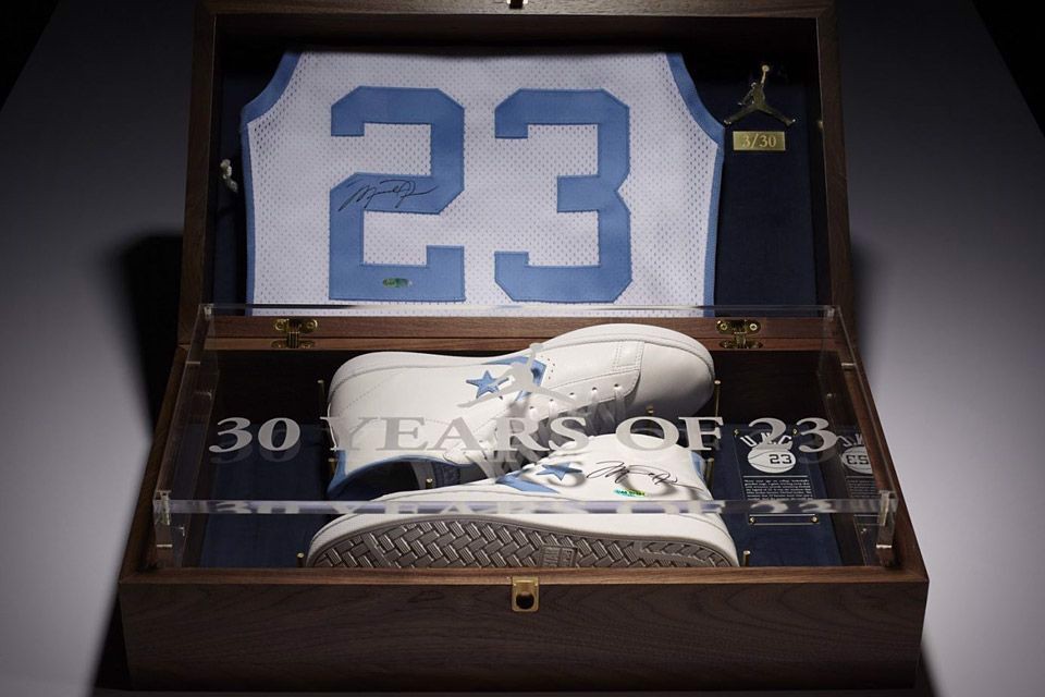 tai-sao-giay-the-thao-co-the-tro-thanh-mot-nen-cong-nghiep-ti-do