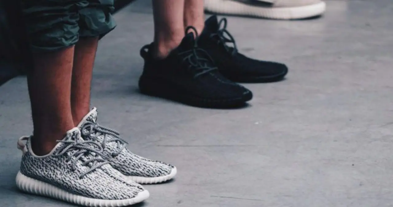 Top 7 phien ban giay Yeezy tuyet voi nhat cho ban nu trong dip Giang Sinh nam nay