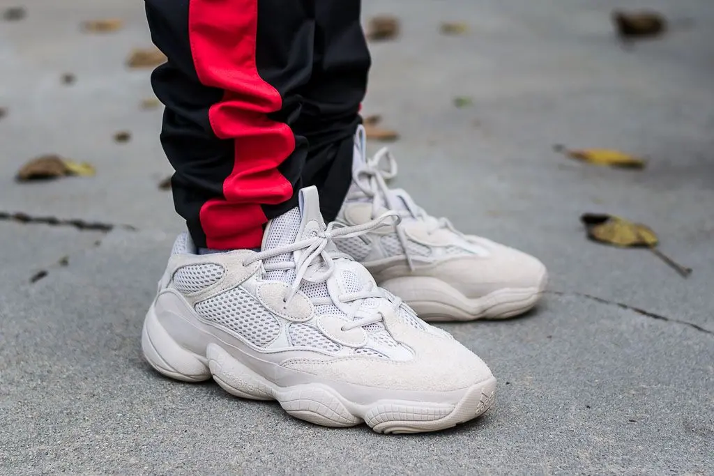 Adidas Yeezy 500 “Blush” se tro lai duong dua trong nam nay