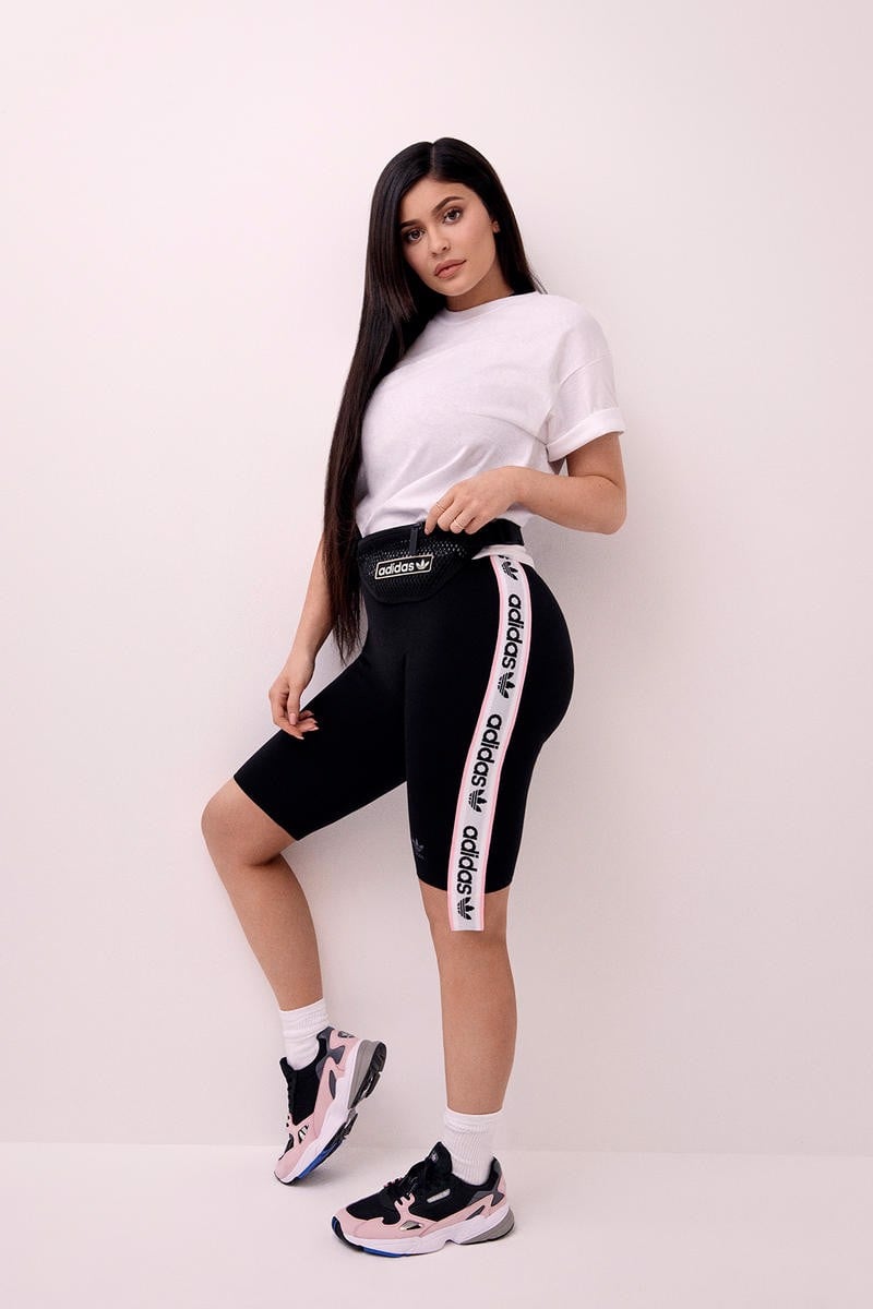 Hinh anh 2: Doi giay dau tien cua Adidas Falcon voi Kylie lam dai su thuong hieu chua bao gio het hot
