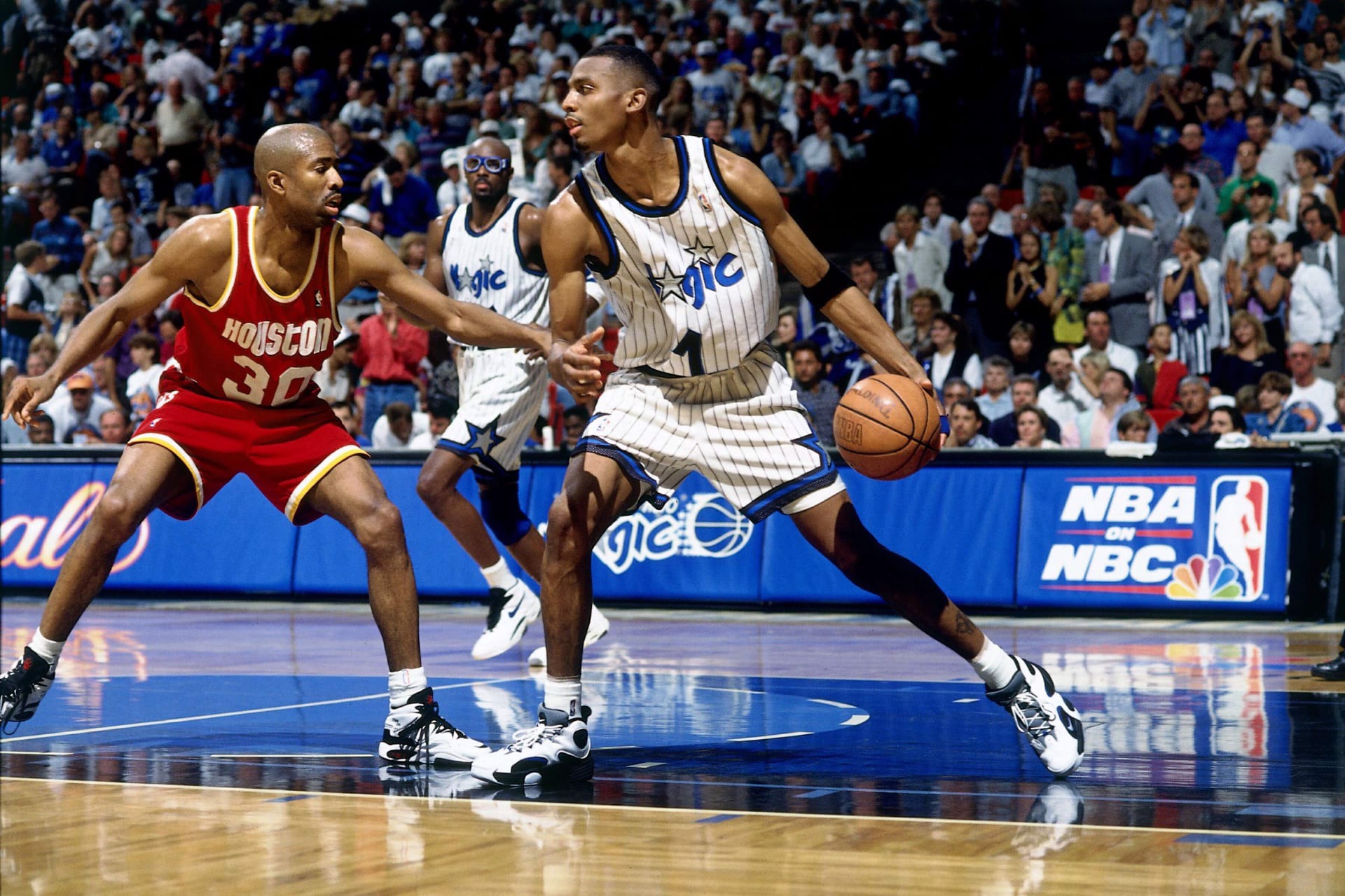 nhung-doi-giay-the-thao-dep-nhat-trong-cac-tran-chung-ket-nba-hang-nam