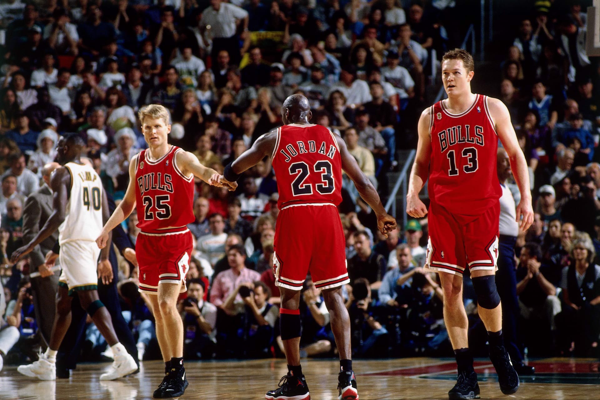 nhung-doi-giay-the-thao-dep-nhat-trong-cac-tran-chung-ket-nba-hang-nam