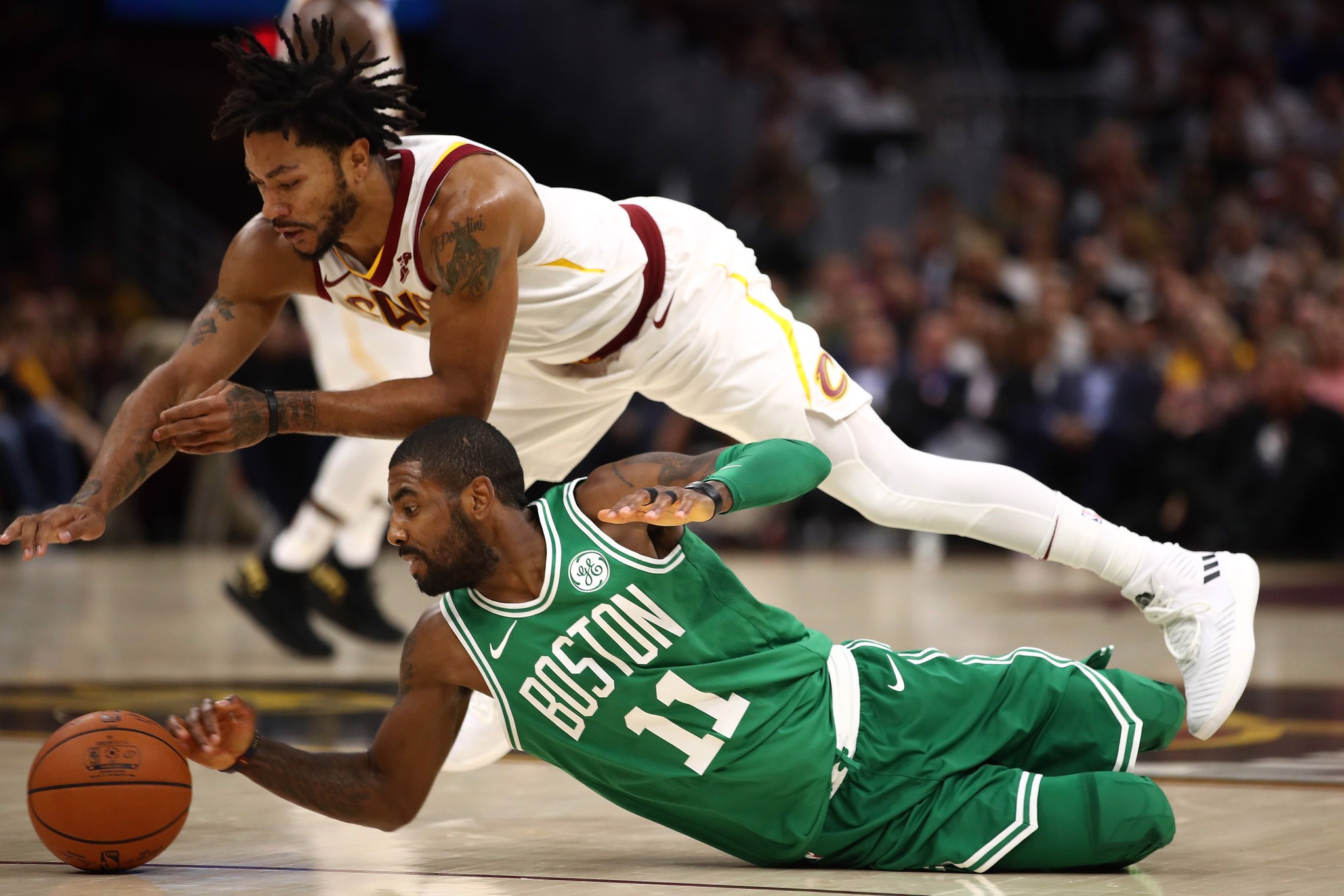 Fear Is Not Real voi giày kyrie