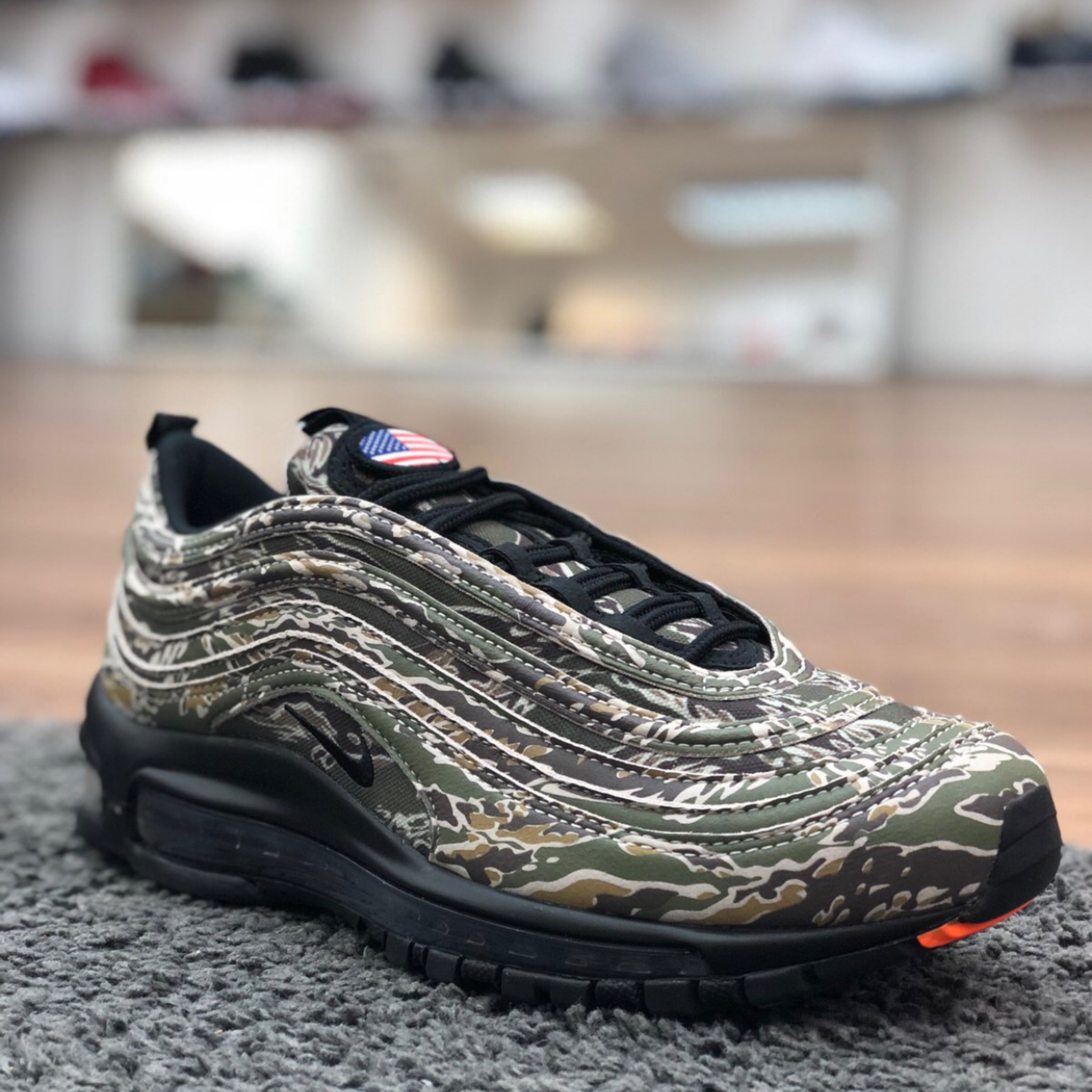 10-mau-nike-air-max-dep-nhat-lich-su-sneaker