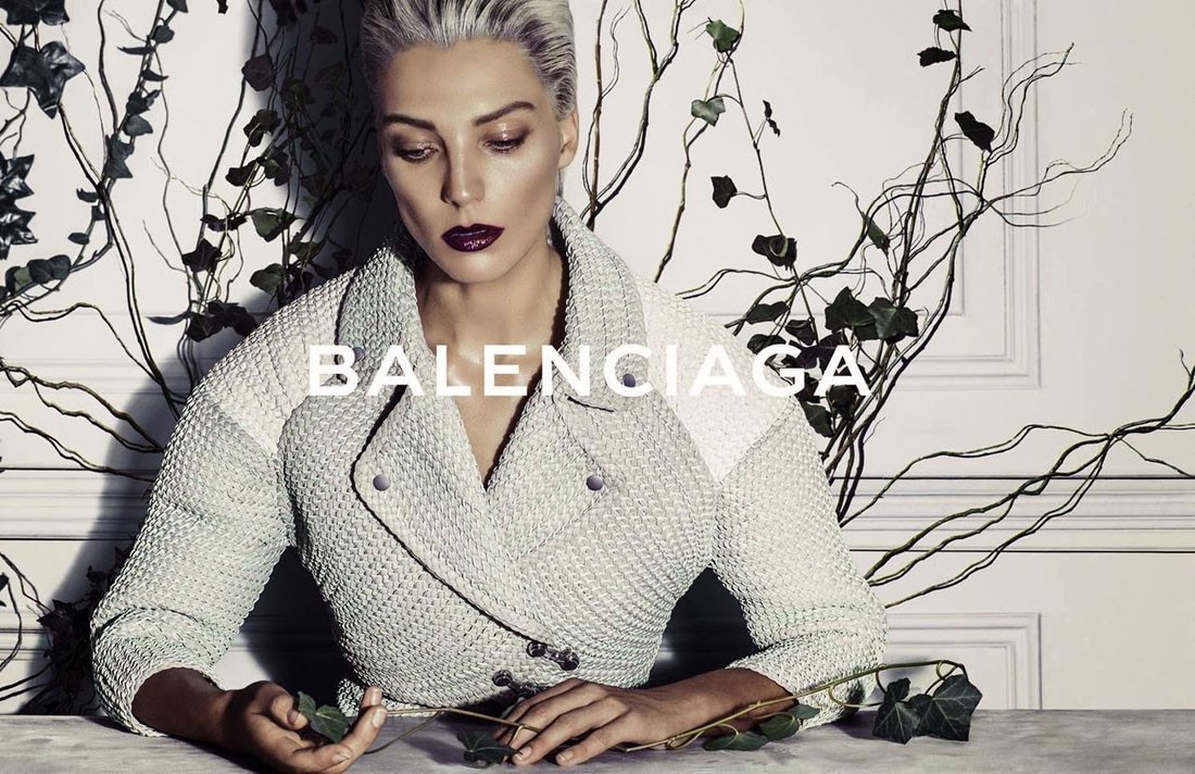 balenciaga-mang-triple-s-tro-lai-trong-mot-loat-cac-phoi-mau-moi
