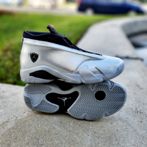 Giay Nike Air Jordan 14 Retro Low 'Metallic Silver' DH4121-060