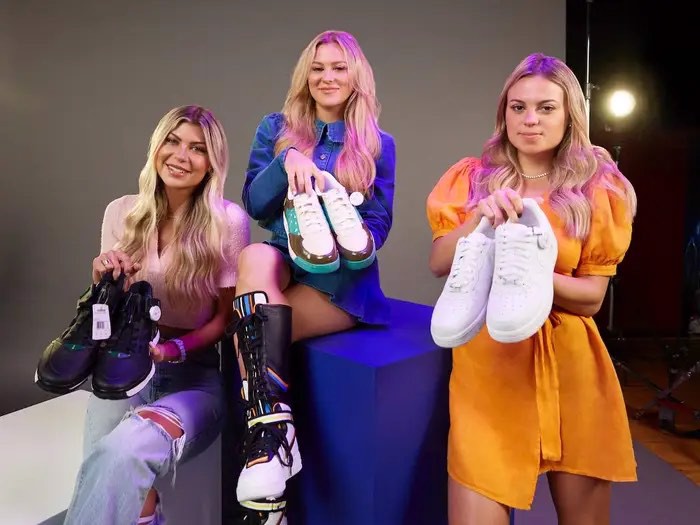 bo-suu-tap-giay-the-thao-lon-nhat-the-gioi-cua-the-chicks-with-kicks