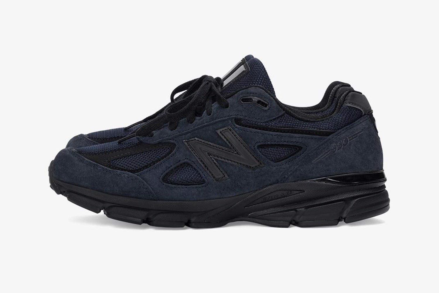 top-6-phien-ban-giay-the-thao-dang-de-so-huu-trong-tuan-nay