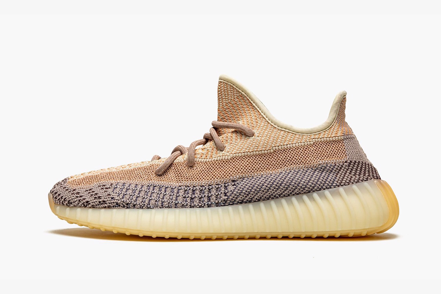 10-ly-do-ban-chi-phai-deo-doi-yeezys-vao-mua-he