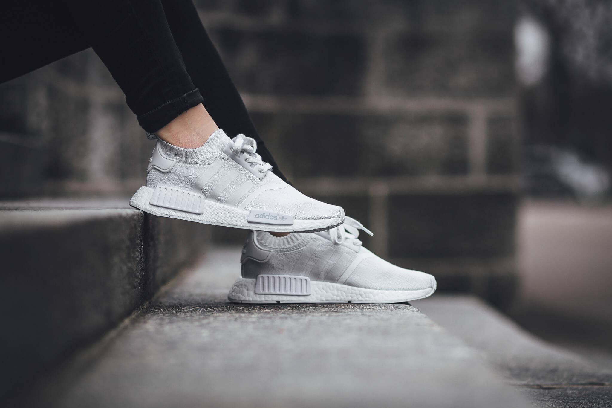 Hinh anh 4: Adidas va mot cuoc choi chua danh cho Viet Nam