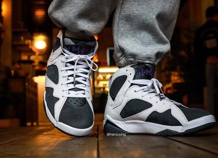 hinh-anh-chinh-thuc-cua-air-jordan-7-flint-lan-dau-tien-tro-lai