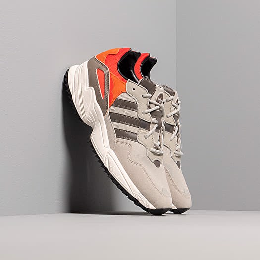 Yung 96 - Một trong những “di sản sống lại” của Adidas Originals Hinh anh 3: Yung 96 - Mot trong nhung “di san song lai” cua Adidas Originals