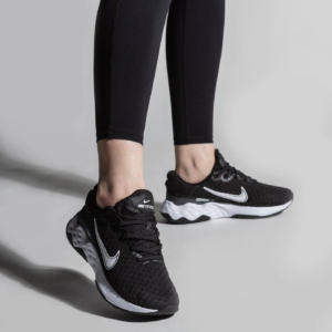 Giay Nike Renew Ride 3 'Black White' DC8184-001