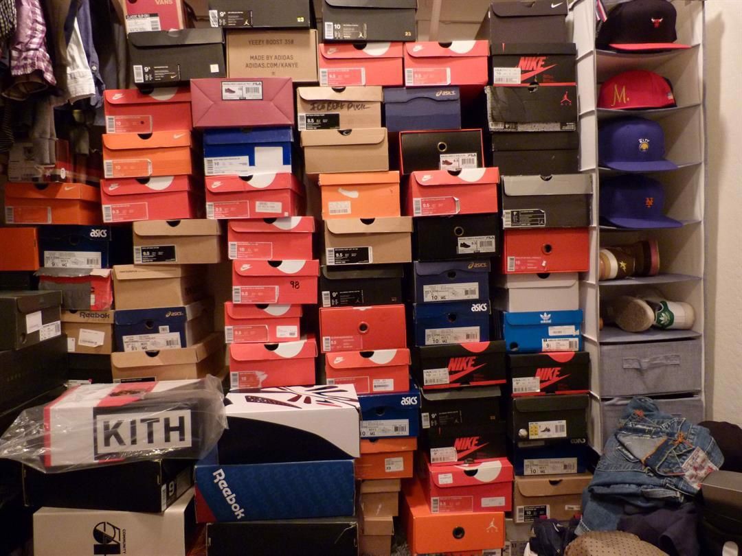 3 mẹo giữ giày sạch trắng cực sạch trong những ngày mưa gió