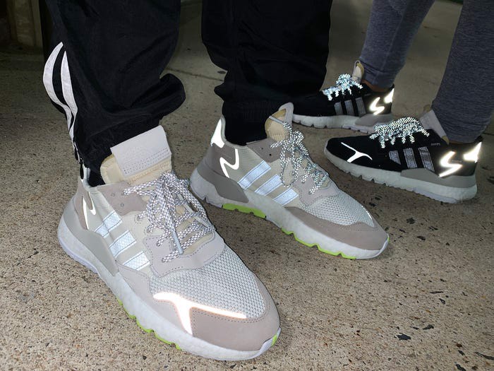 Hinh anh 3: Danh gia "doi giay the thao ve dem" Adidas Nite Joggers