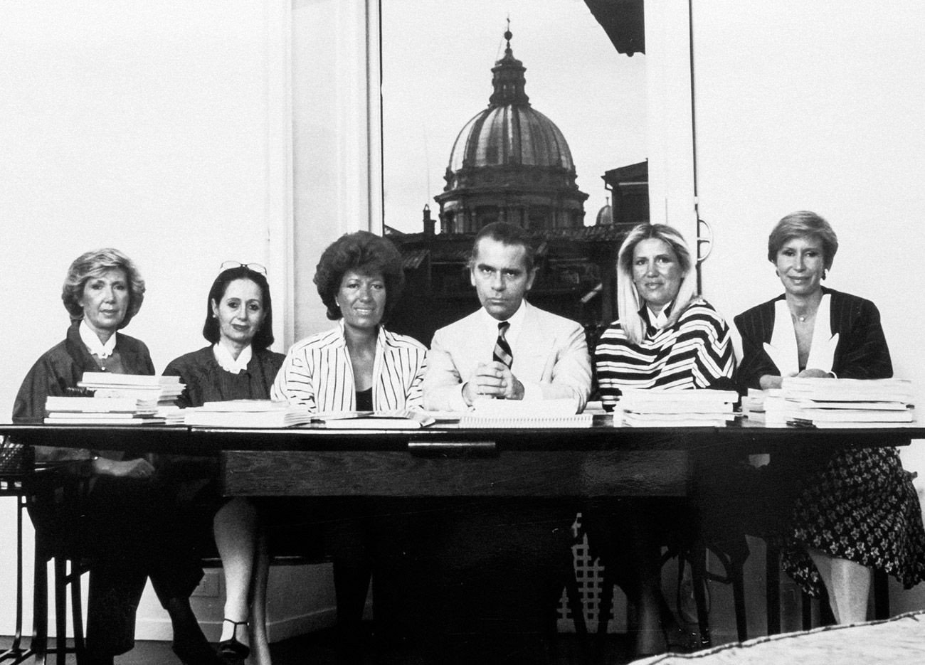 Hinh anh 9: Lich su va y nghia dang sau bieu tuong cua Fendi