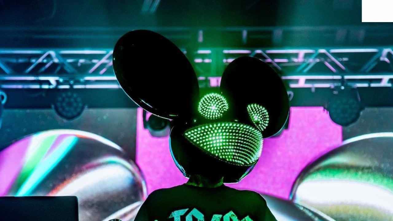 Hinh anh 2: Buoc vao the gioi thoi trang ki thuat so cung Givenchy NFT Collection