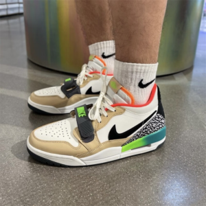 Giay Nike Air Jordan Legacy 312 Low 'White And Orange Green' DZ2762-101
