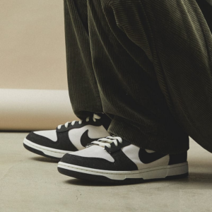 Giay Nike Dunk Mid 'Panda' DV0830-102