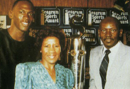 bay-dieu-co-the-ban-chua-biet-ve-doi-giay-air-jordan-1