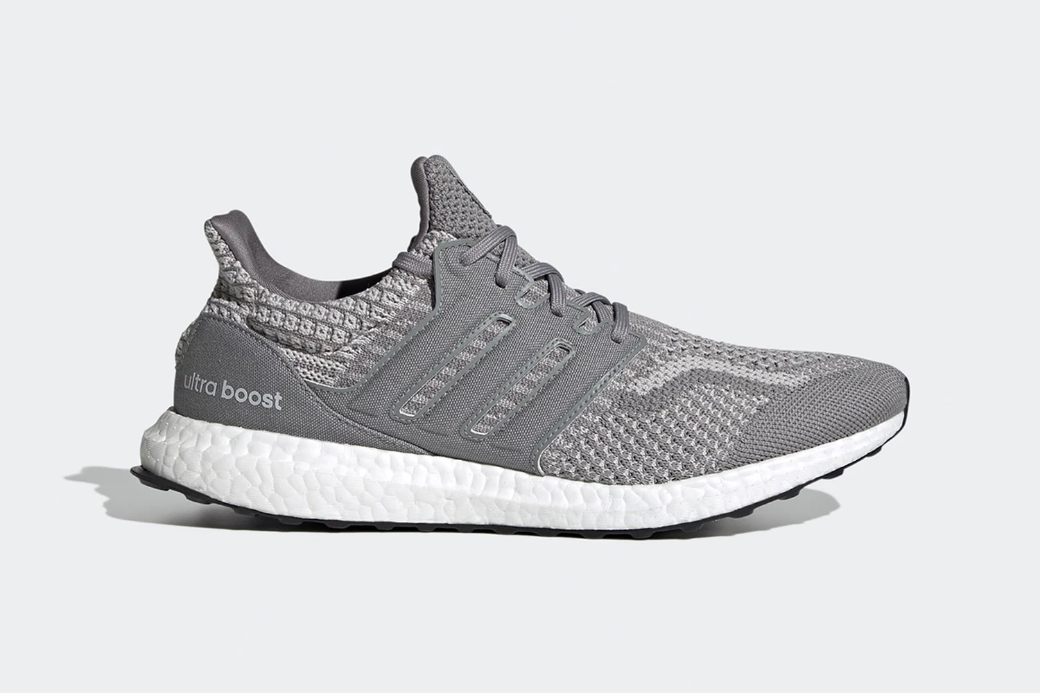Hinh anh 9: Top 10 phoi mau Adidas UltraBoost tot nhat cho nam 2021