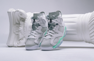 Giay Nike Air Jordan 6 'Mint Foam' DQ4914-103