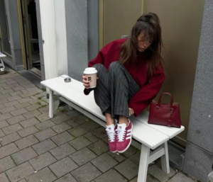 Alternative view of Giày Adidas Gazelle 'Collegiate Burgundy' B41645