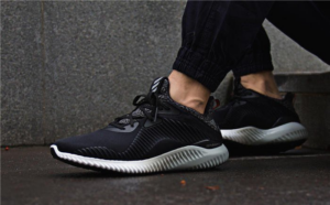 Alternative view of Giày Adidas AlphaBounce 'Core Black' B42744