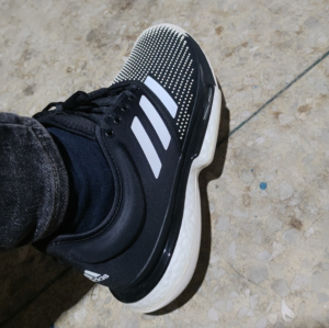 Alternative view of Giày Tennis Adidas SoleCourt Boost Clay 'Black White' G26293