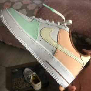 Giay Nike Air Force 1 LV8 GS 'Ice Cream' DX3727-100