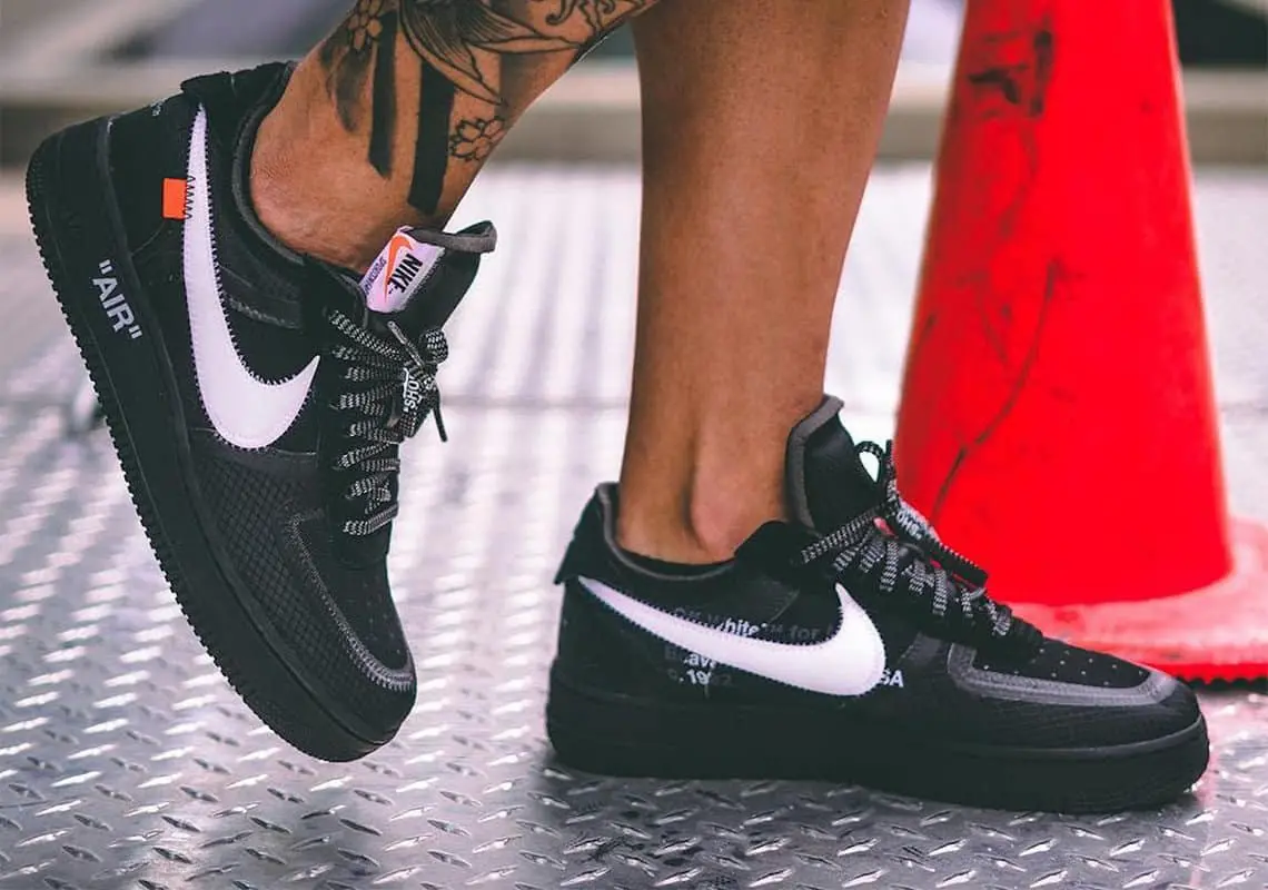 Cach phan biet Nike Air Force 1 Off-white Black real vs Fake