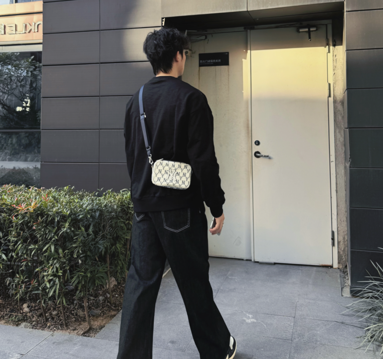 Alternative view of Túi MLB Monogram Crayon New York Yankees ‘White’ 32BGDR111-50N