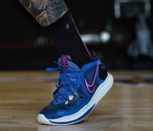 Giay Nike Kyrie Low 5 EP 'Precious Stones' DJ6014-400