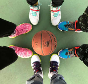 Giay Nike Kyrie 5 'Mamba Mentality' AQ2456-102