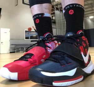 Alternative view of Giày Nike Sneaker Room x Kyrie 6 'Mom Black' DC3269-001