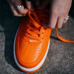 Giay Nike Air Force 1 Jewel 'Safety Orange' FJ1044-800