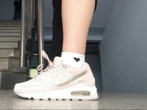 Alternative view of Giày Nike Air Max Command Beige 718896-228