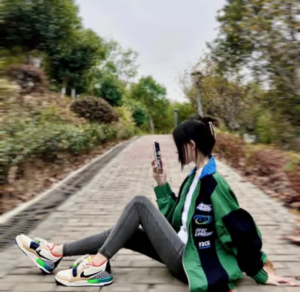 Giay Nike Air Jordan Legacy 312 Low 'White And Orange Green' DZ2762-101