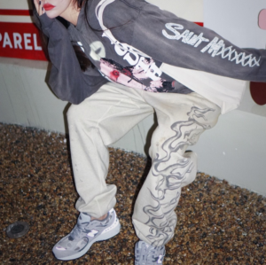 Alternative view of Giày New Balance BAPE x 2002R 'Apes Together Strong Grey Camo' M2002RBG