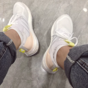 Giay Adidas Ultraboost DNA Mono 'White' GX3081