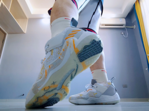 Giay Adidas D.O.N. Issue 3 Three Kingdoms 'White Yellow' HQ4502