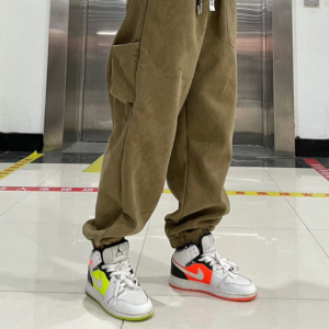 Alternative view of Giày Nike Air Jordan 1 Mid 'Composition Notebook' 554725-870