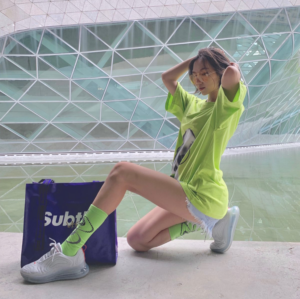 Alternative view of Giày Nike Air Max 720 'Pure Platinum' CD7626-002