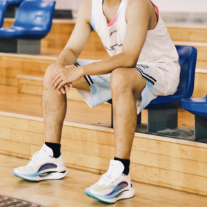 Alternative view of Giày Li Ning Jueying 'White Fluorescent Blue Purple' ARHQ245-3