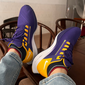 Giay Nike Air Zoom Pegasus 38 'LSU' DJ0831-500