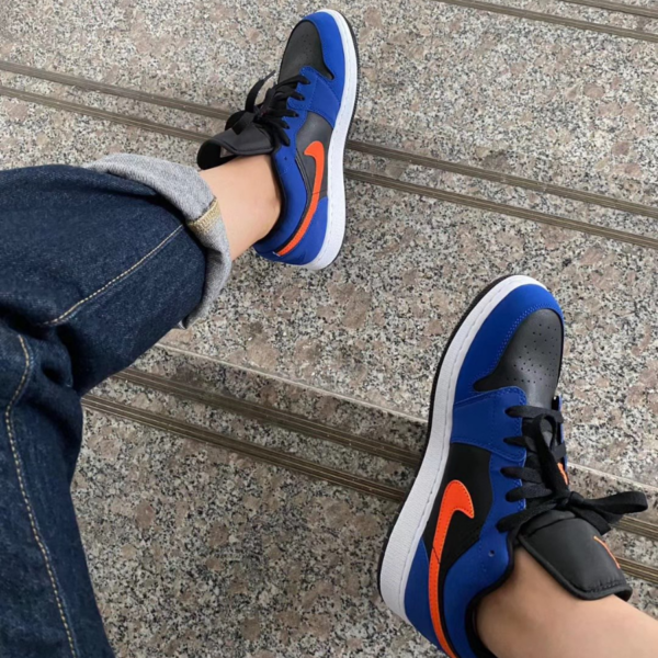 Giày Nike Air Jordan 1 Low GS 'Rush Blue' 553560-480 - Hình ảnh 2