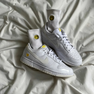 Giay Nike Dunk Low 'Valentine's Day Yellow Heart' FD0803-100