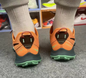 Giay Nike Air Zoom Terra Kiger 8 'Orange Mint Foam' DH0649-801