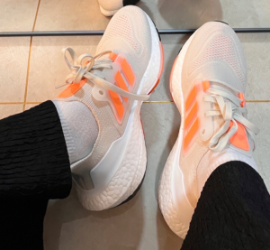 Giay Adidas Ultraboost 22 'Beam Orange' GX6666