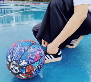 Alternative view of Giày Adidas Wmns Sambarose 'Gold Metallic' EE4678